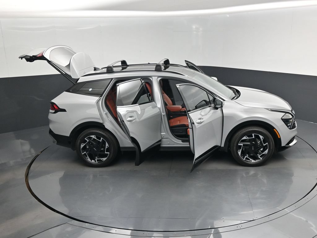 Certified 2025 Kia Sportage SX AWD/4WD image 18