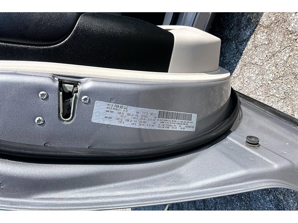 Certified 2019 Chrysler Pacifica Touring Plus FWD image 31