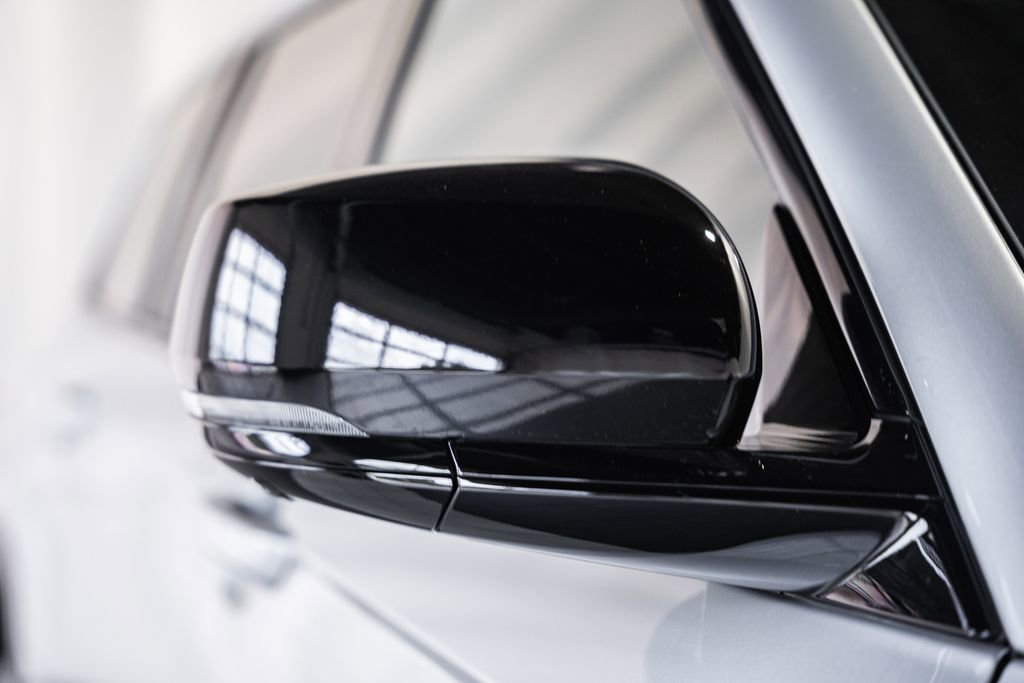 New 2025 Jeep Grand Cherokee L Limited w/ Luxury Tech Group II image 15