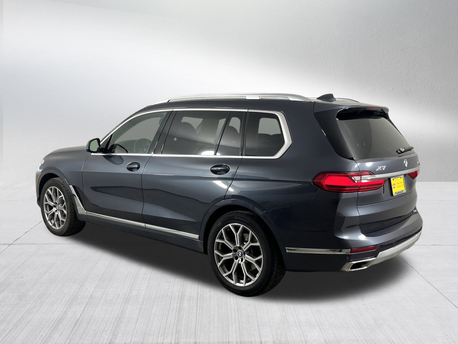 Used 2022 BMW X7 xDrive40i w/ Premium Package image 5