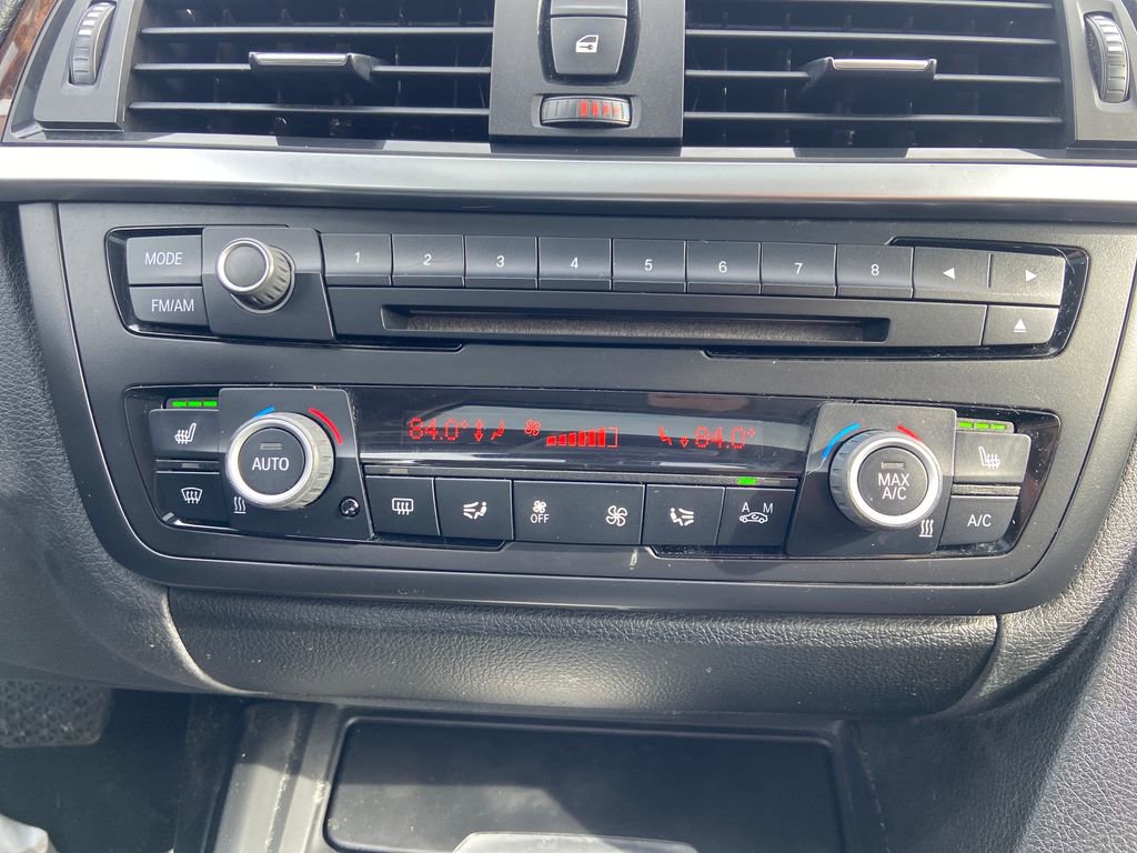 Used 2014 BMW 328i xDrive Sedan image 24