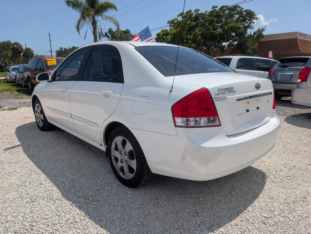 Used 2009 Kia Spectra EX FWD image 5