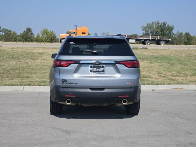 Used 2023 Chevrolet Traverse RS w/ LPO, Floor Liner Package AWD/4WD image 6