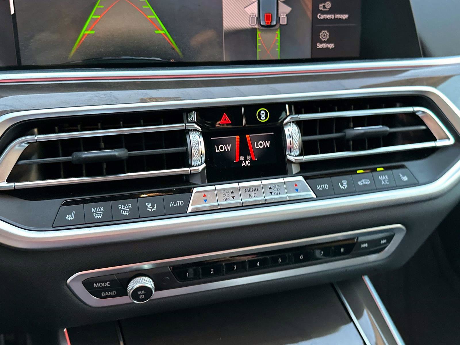 Used 2022 BMW X5 xDrive40i w/ Premium Package image 23