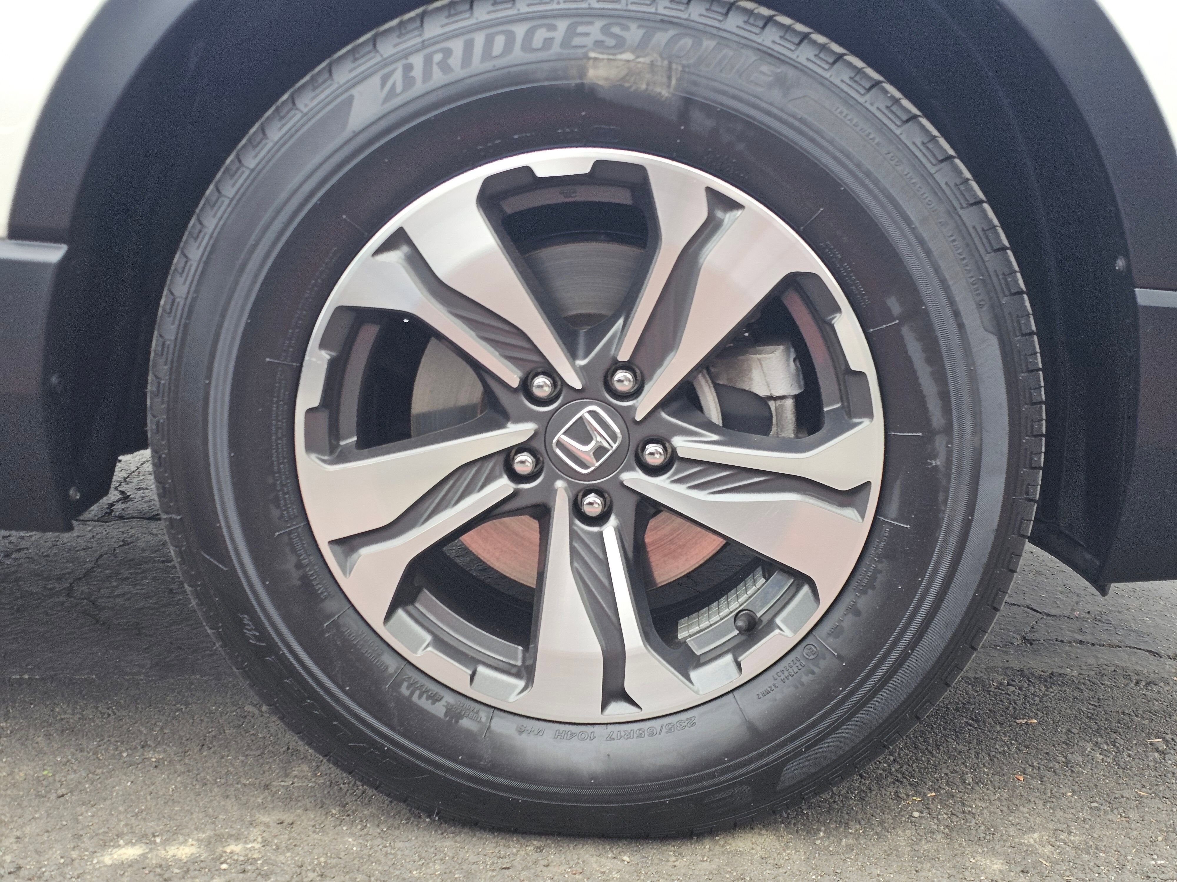 Used 2017 Honda CR-V LX image 9