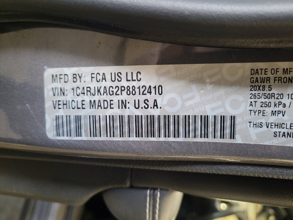 Used 2023 Jeep Grand Cherokee L Laredo AWD/4WD image 33
