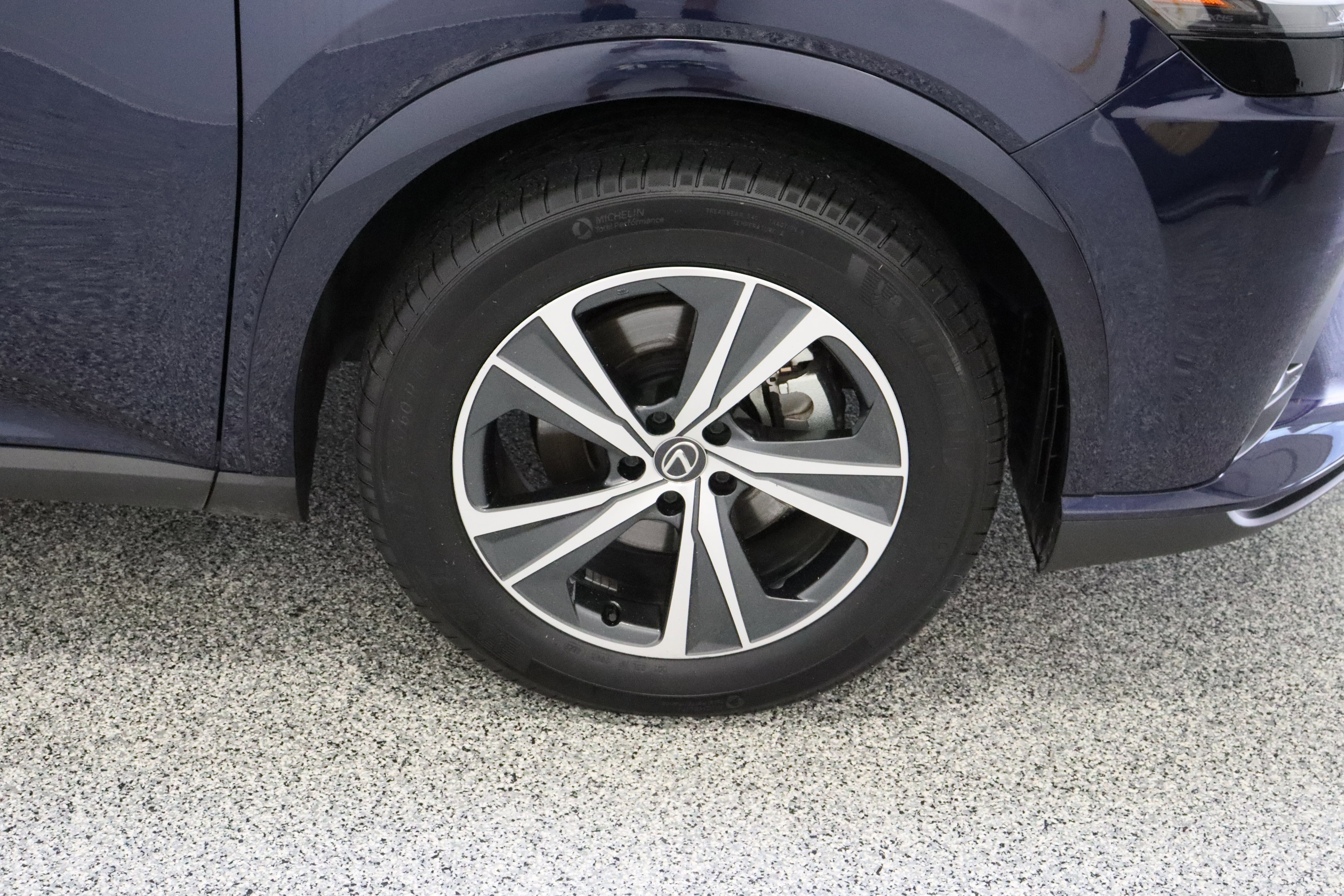 Used 2023 Lexus RX 350 Premium w/ Cold Area Package image 5