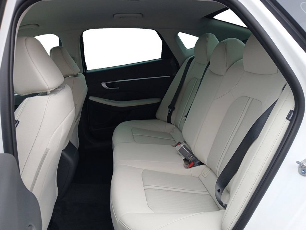 New 2026 Hyundai Sonata SE FWD image 14