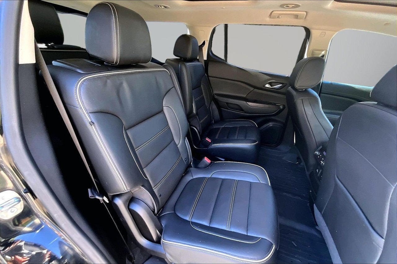 Used 2023 GMC Acadia Denali w/ Black Diamond Edition FWD image 23