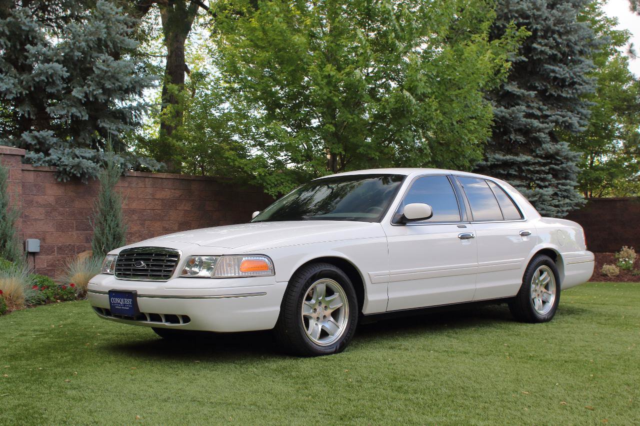 Used 1999 Ford Crown Victoria LX RWD image 11
