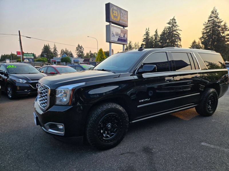 Used 2018 GMC Yukon XL Denali w/ Denali Ultimate Package AWD/4WD image 55