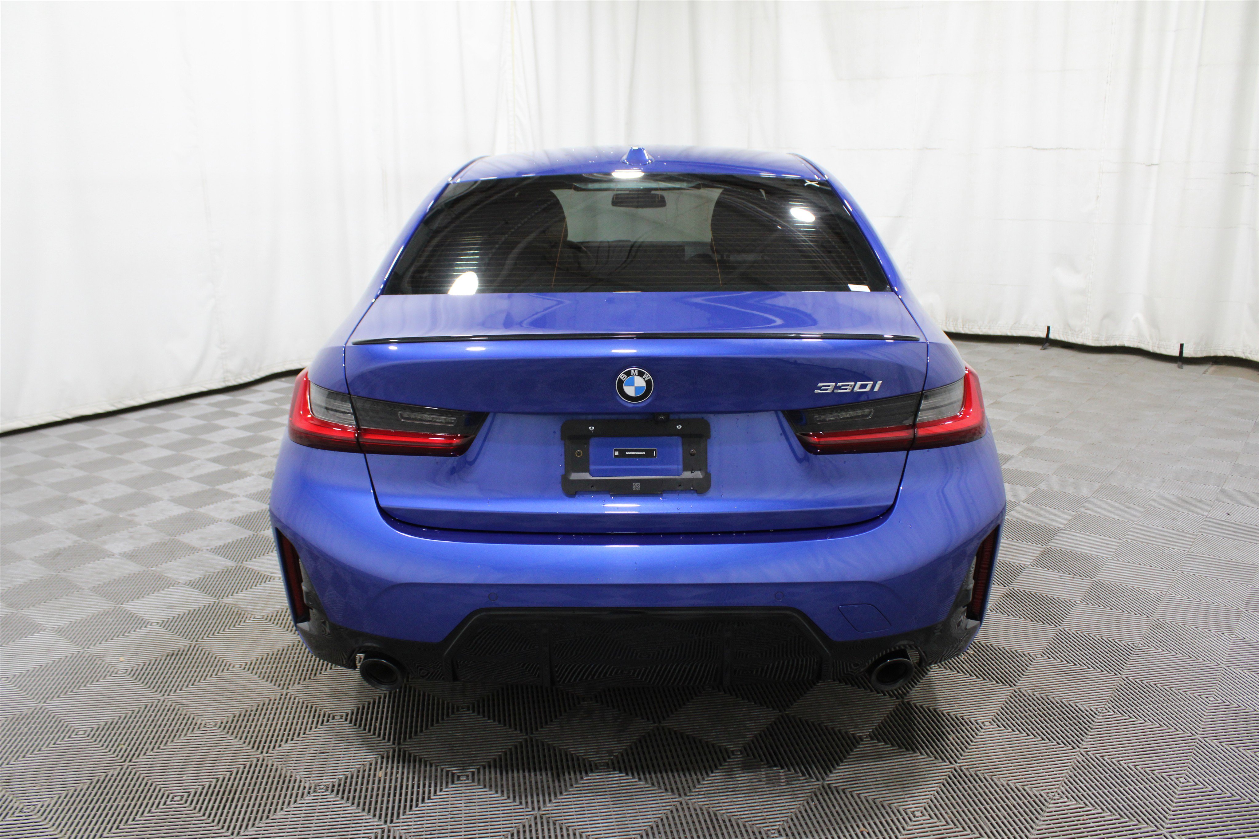 Used 2023 BMW 330i Sedan w/ M Sport Package image 34