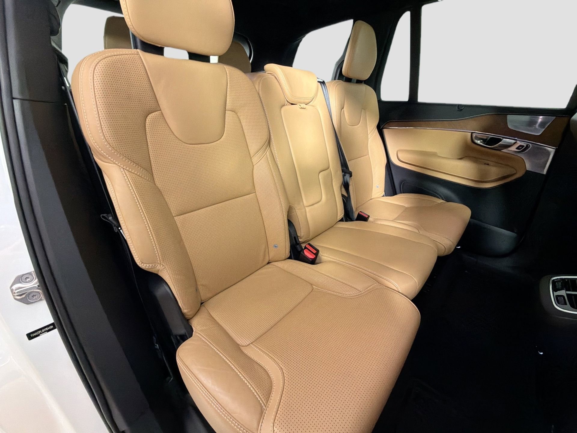 Used 2017 Volvo XC90 T6 Inscription w/ Vision Package image 30