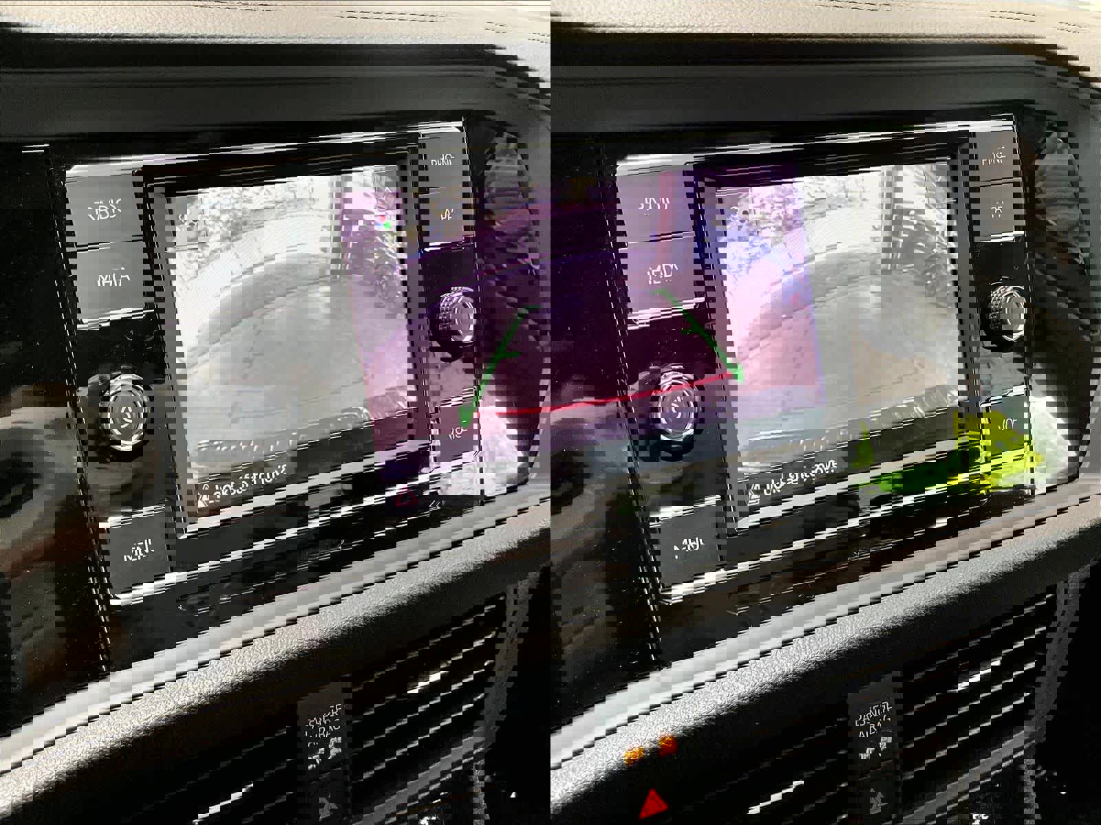 Used 2024 Volkswagen Jetta SE FWD image 23