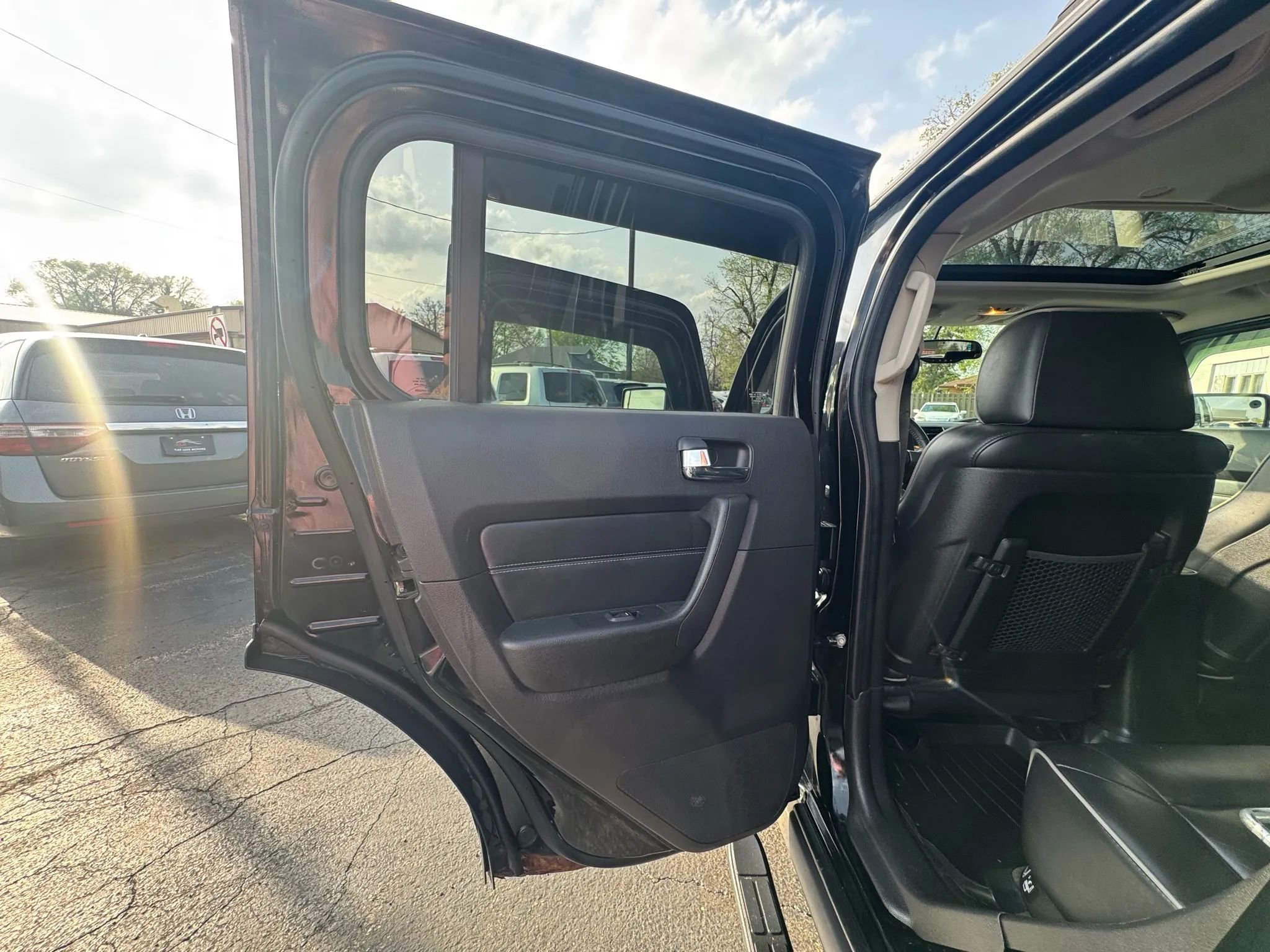 Used 2009 HUMMER H3 Luxury image 15