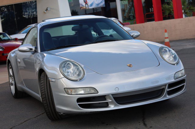 Used 2006 Porsche 911 Carrera RWD image 2