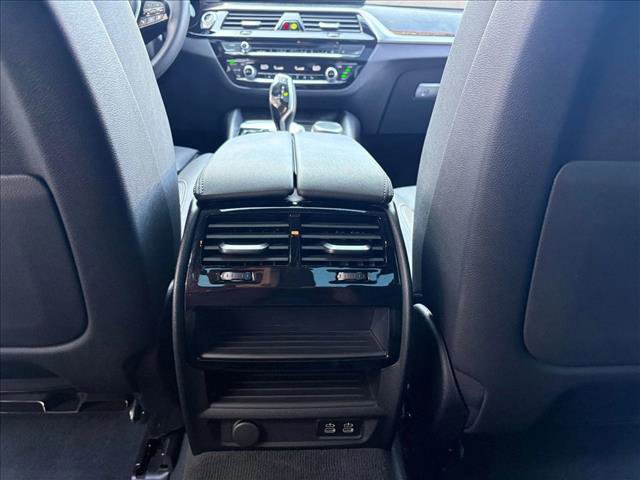 Used 2023 BMW 530i image 17