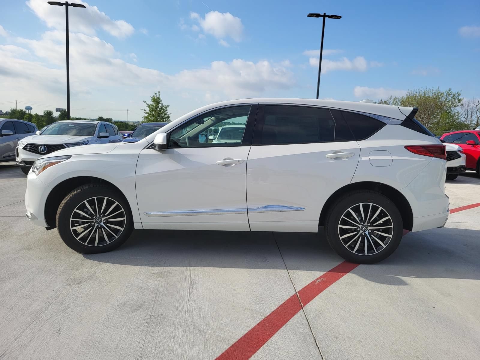 New 2026 Acura RDX w/ Advance Package AWD/4WD image 3