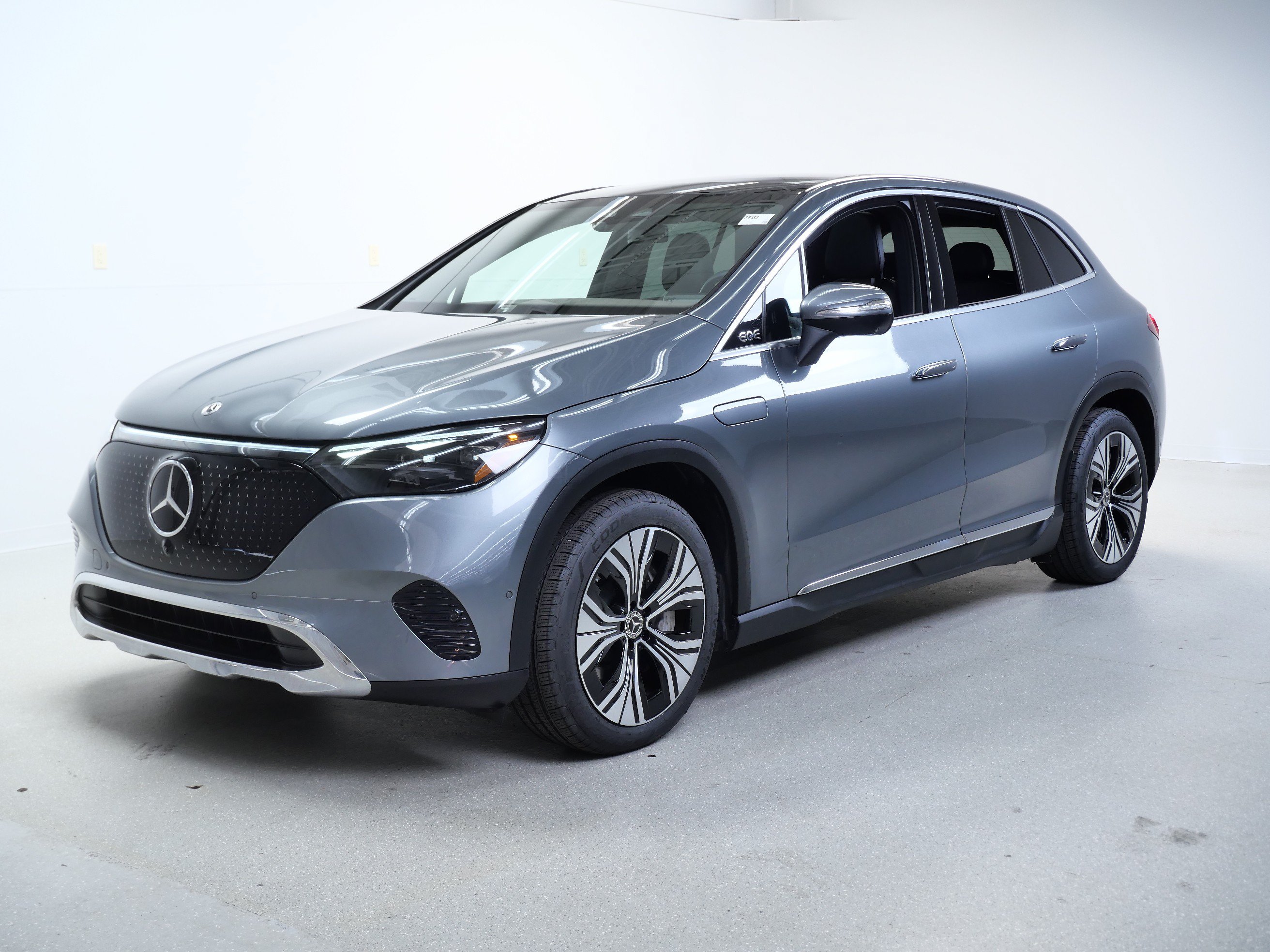 Certified 2023 Mercedes-Benz EQE 350+ 4MATIC SUV image 9
