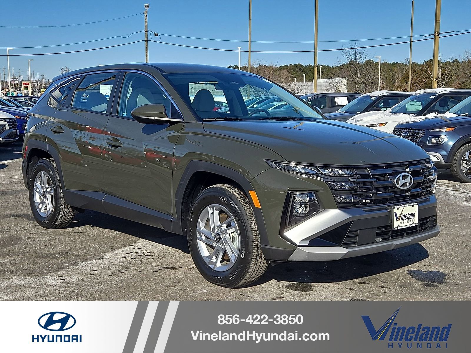 Used 2025 Hyundai Tucson SE image 1