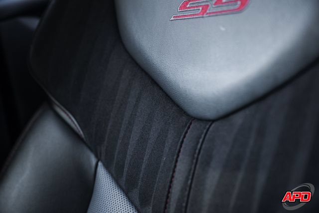 Used 2015 Chevrolet SS RWD image 25