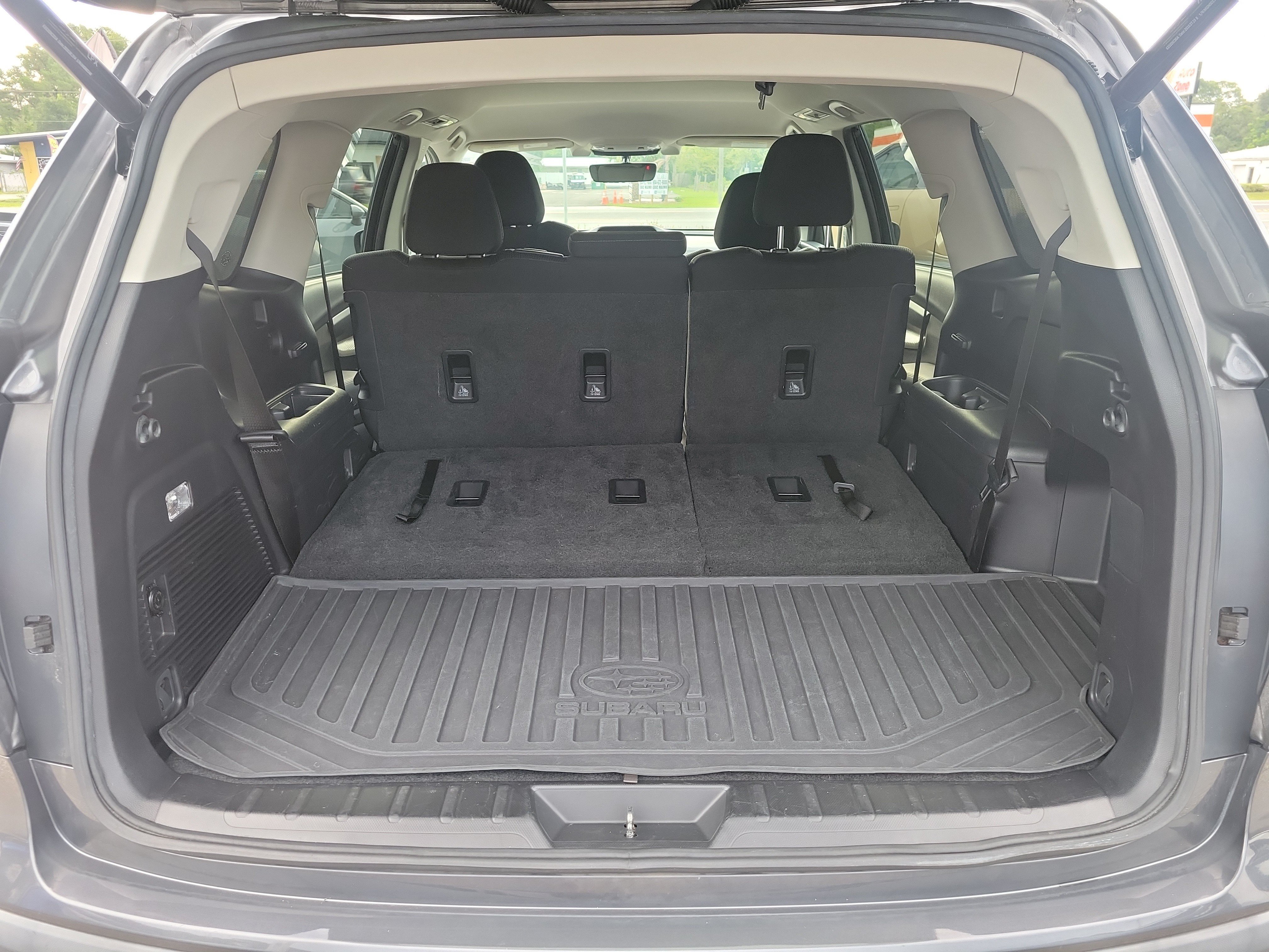 Used 2019 Subaru Ascent Premium AWD/4WD image 14