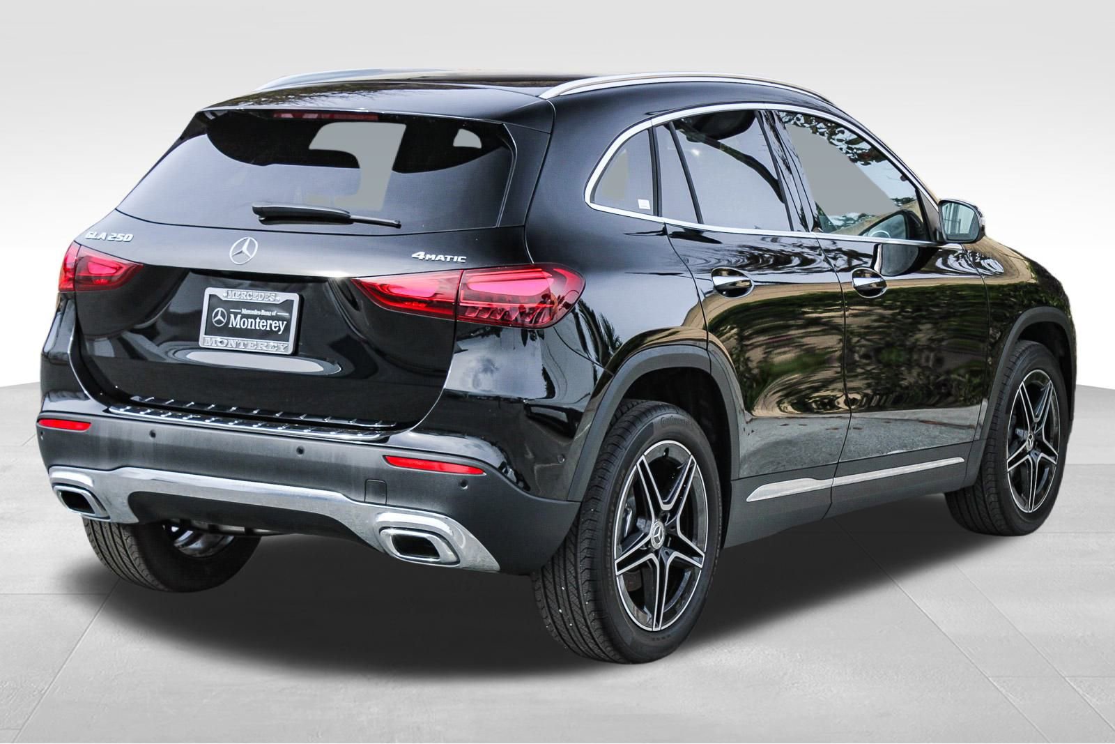 Certified 2026 Mercedes-Benz GLA 250 4MATIC image 9