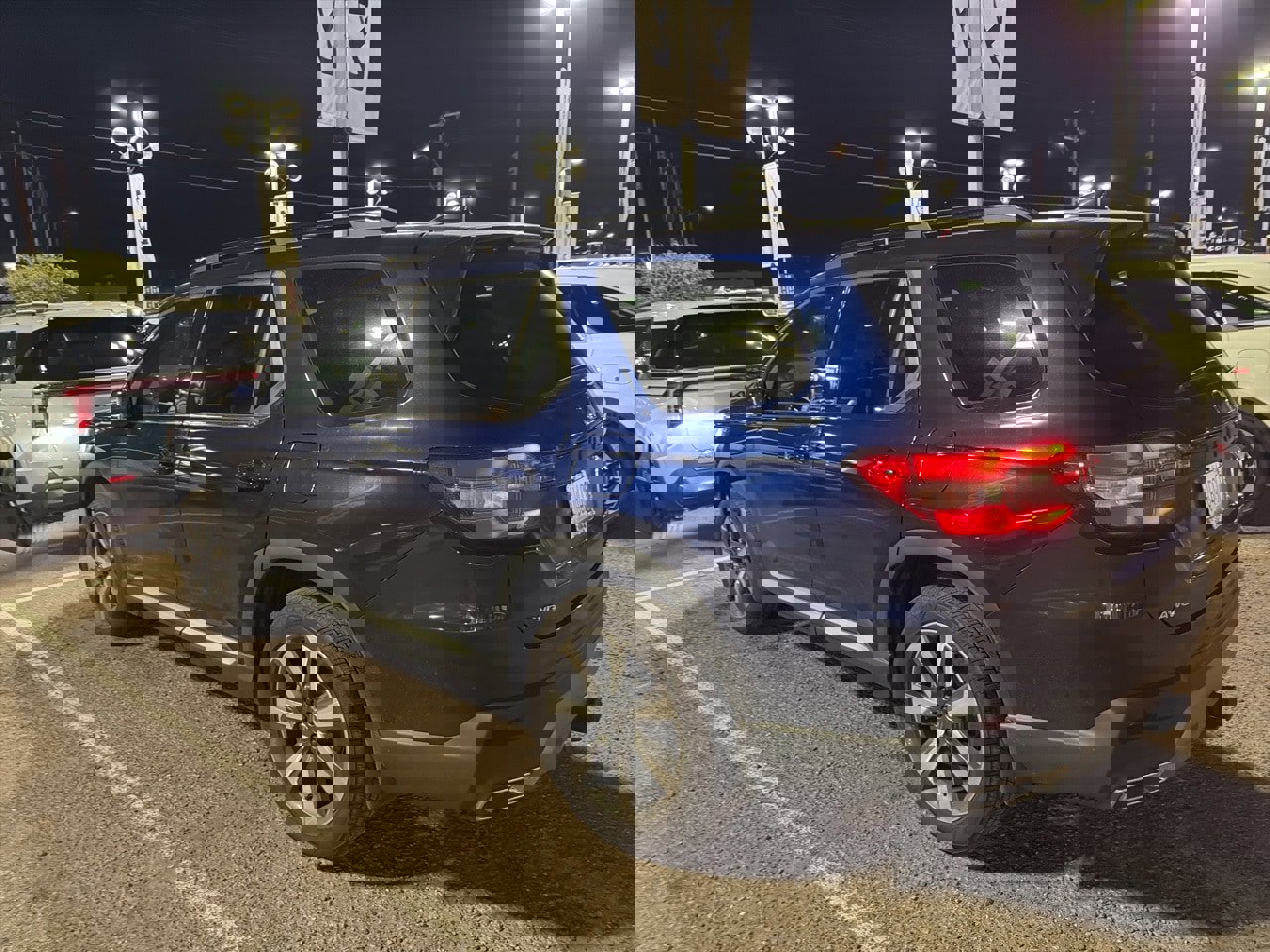 Used 2025 Honda Pilot Elite image 4