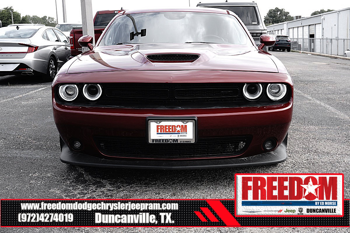 Used 2020 Dodge Challenger GT w/ Blacktop Package RWD image 8