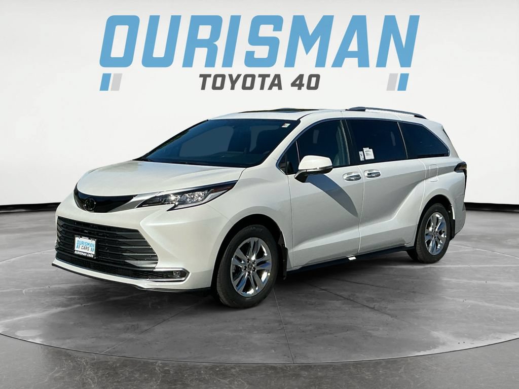 New 2026 Toyota Sienna Limited AWD/4WD image 3