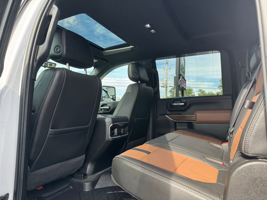 Used 2022 Chevrolet Silverado 2500 High Country w/ Z71 Off-Road Package image 24