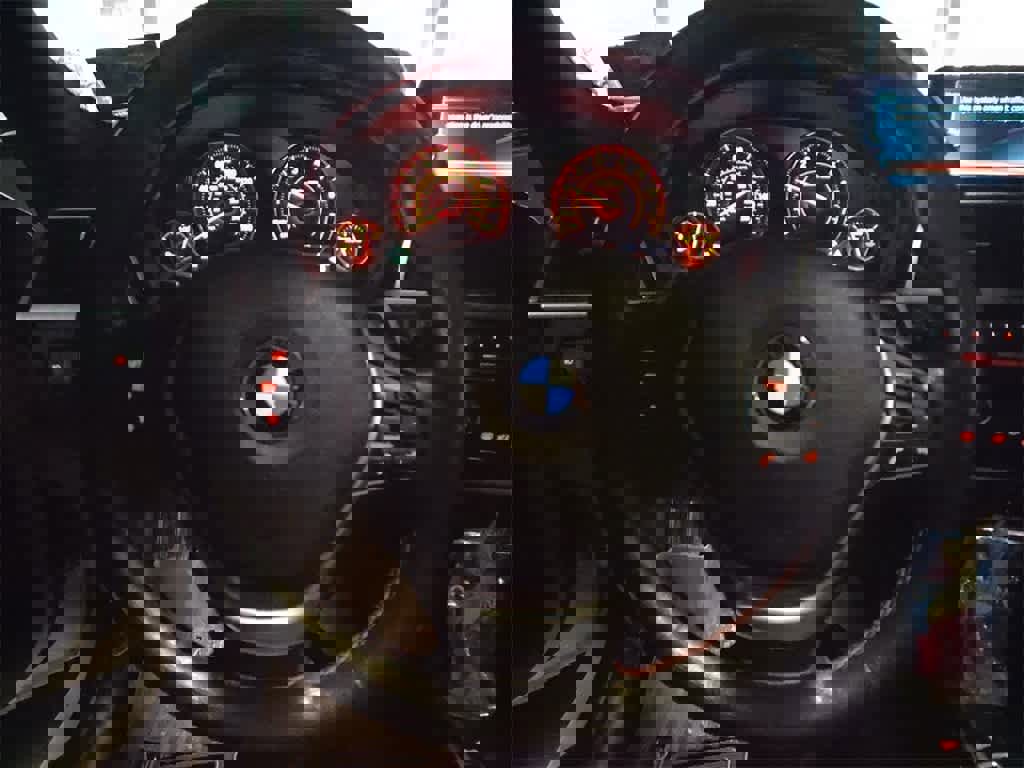 Used 2017 BMW 330i xDrive Sedan image 11