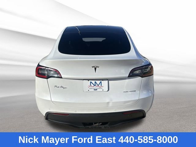 Used 2022 Tesla Model Y Long Range image 6