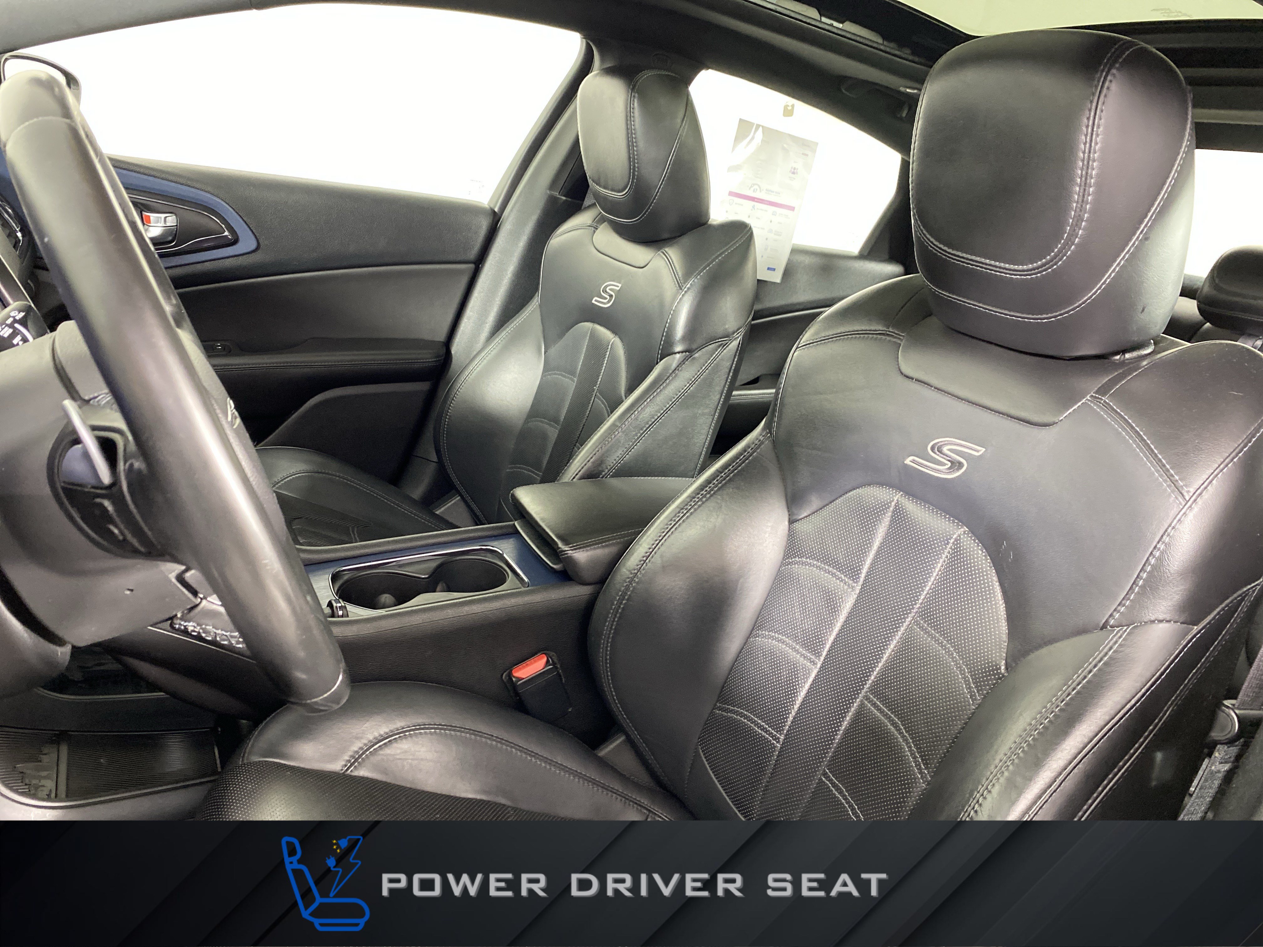 Used 2016 Chrysler 200 S w/ Navigation & Sound Group I AWD/4WD image 17