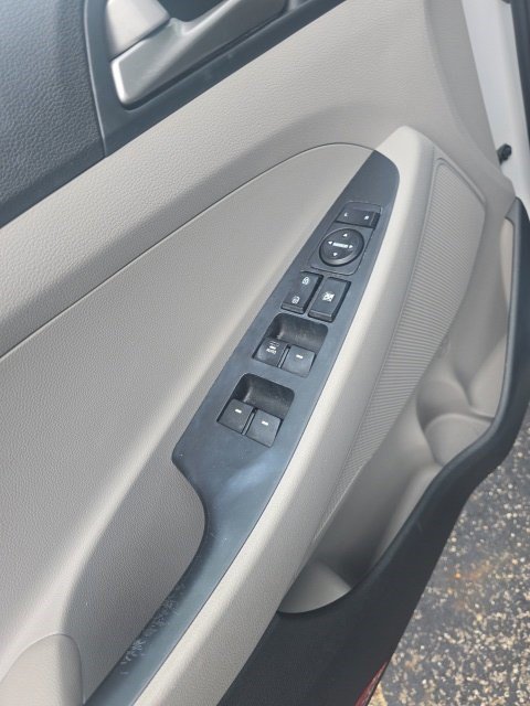 Used 2018 Hyundai Tucson SEL w/ Cargo Package FWD image 5