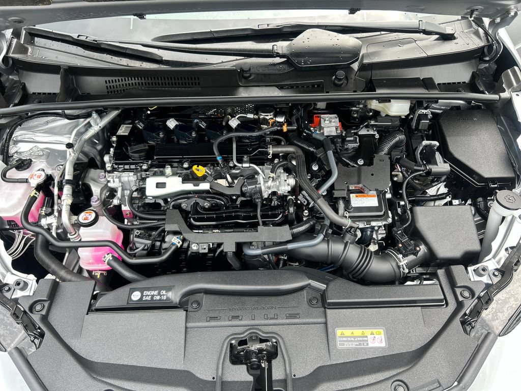 Certified 2024 Toyota Prius XLE FWD image 20