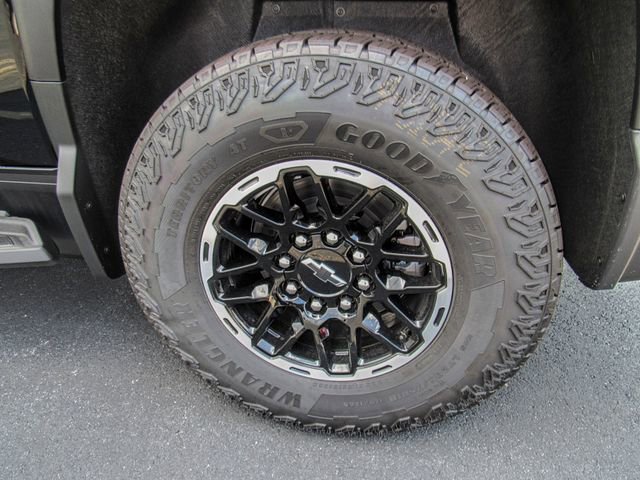 New 2026 Chevrolet Silverado EV Trail Boss image 10