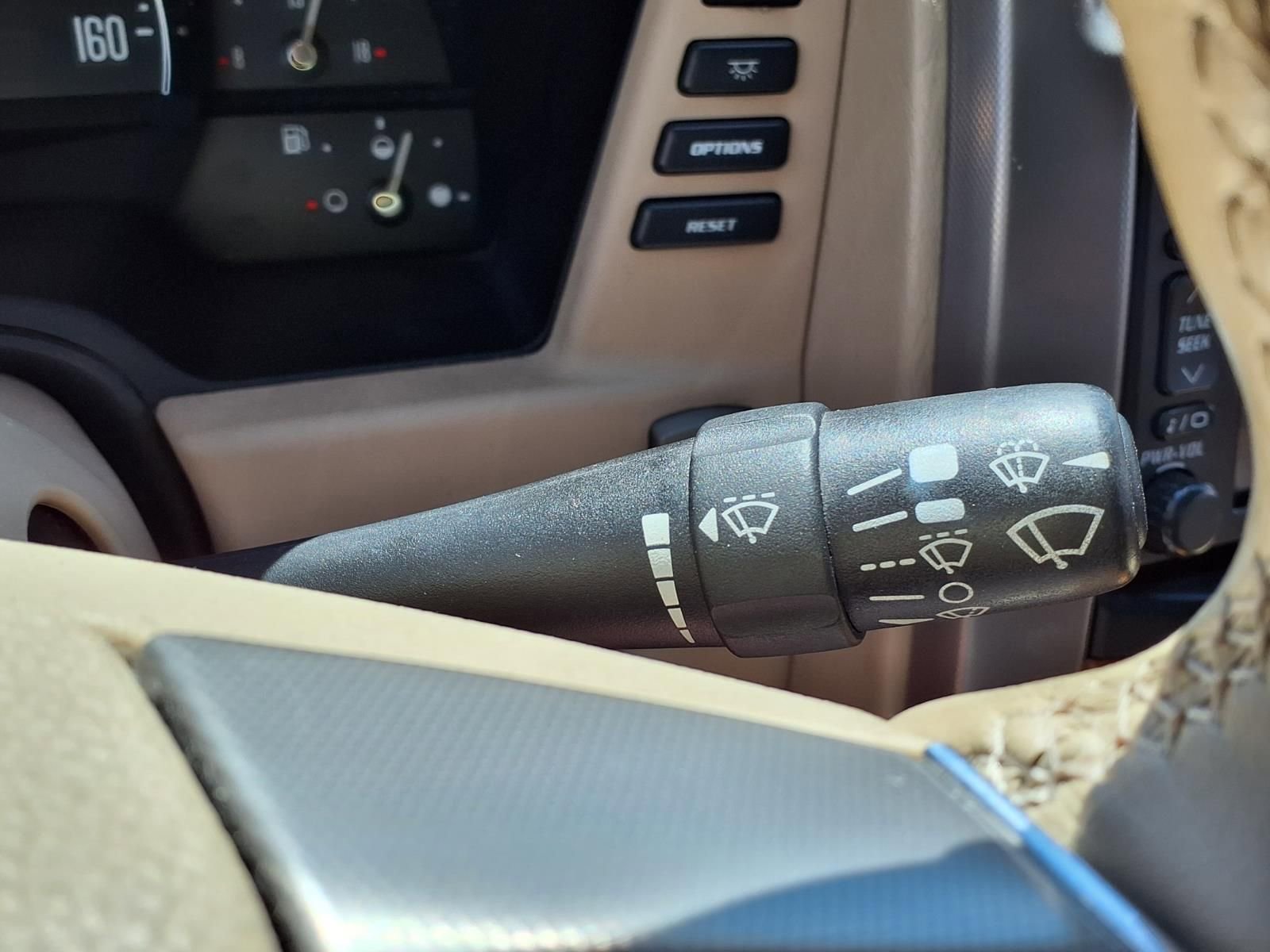 Used 2008 Cadillac XLR RWD image 20