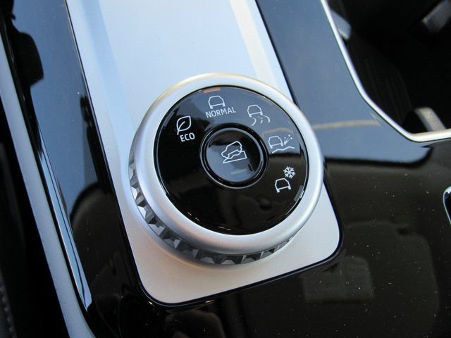 New 2026 Mitsubishi Outlander SEL FWD image 20