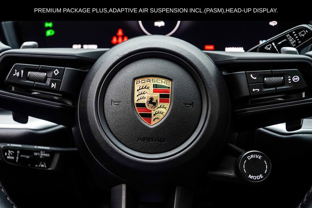 Used 2024 Porsche Cayenne AWD/4WD image 34