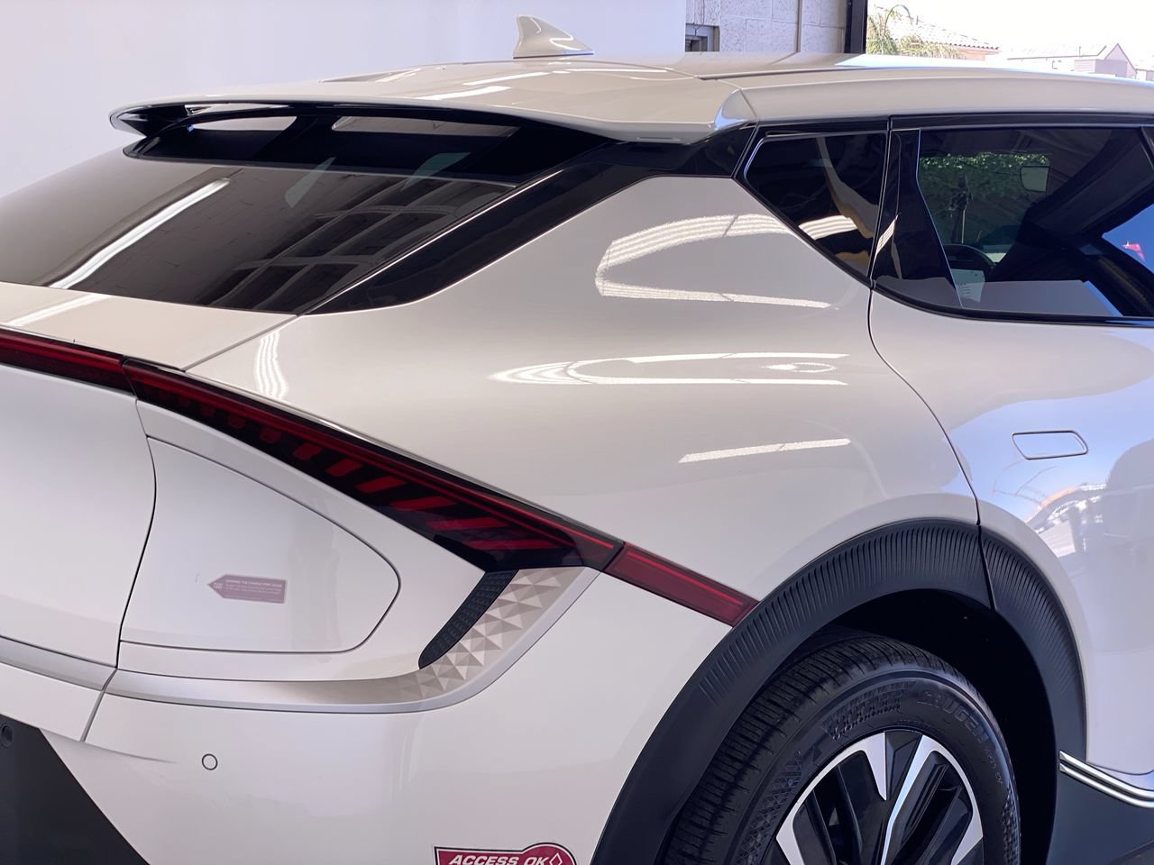 Certified 2024 Kia EV6 Light RWD image 10