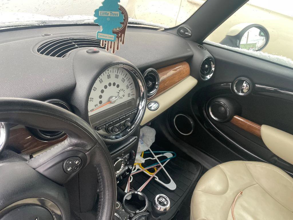 Used 2011 MINI Cooper S image 13