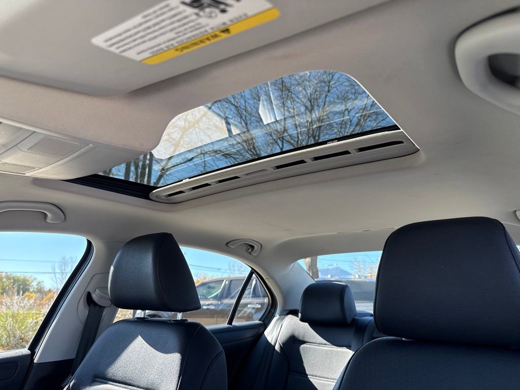 Used 2012 Volkswagen Jetta SE image 24