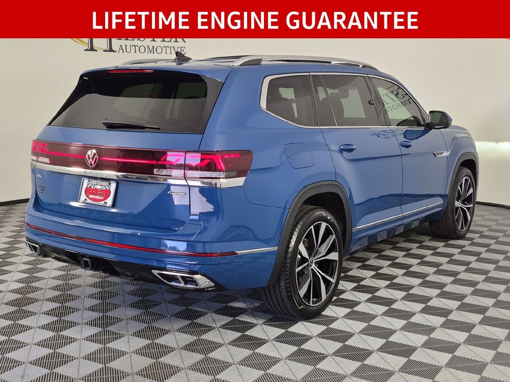 Used 2025 Volkswagen Atlas SEL Premium R-Line AWD/4WD image 4