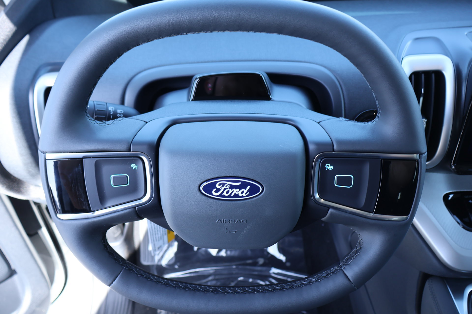 New 2027 Ford Expedition Active AWD/4WD image 3