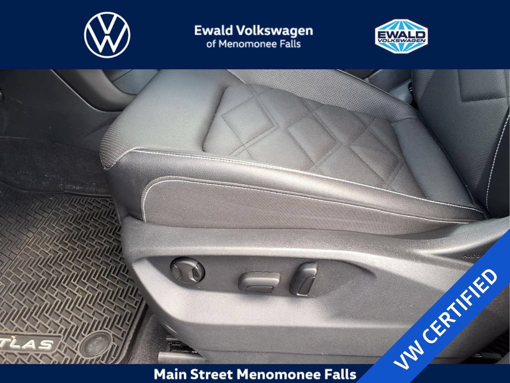 Used 2026 Volkswagen Atlas SE AWD/4WD image 21