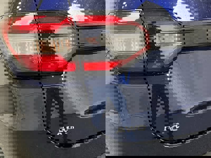 New 2025 Honda Pilot Touring image 7