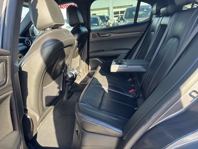Used 2023 Alfa Romeo Stelvio Ti AWD/4WD image 26
