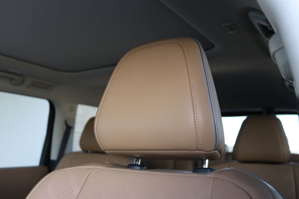 Certified 2025 INFINITI QX80 Luxe image 17