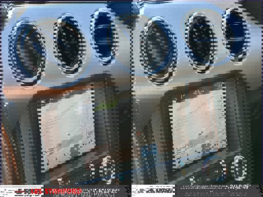 Used 2018 Ford Mustang GT Premium image 30